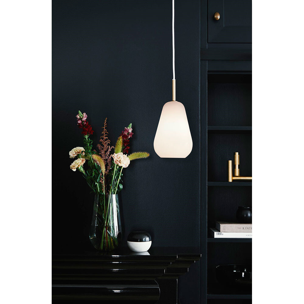 Anoli 1 Taklampa Small Nordic GoldOpal White Nuura Anoli 1 Taklampa Small Nordic GoldOpal White Nuura